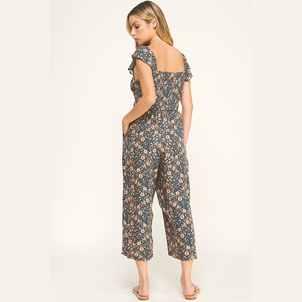 🐿️Floral Jumpsuit with pockets-New/ Boutique - Picture 3 of 4